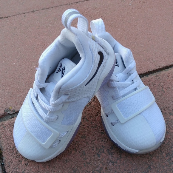infant baby nikes